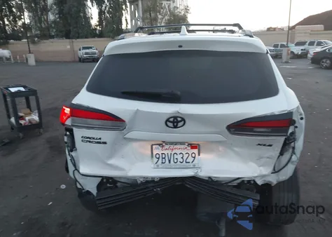 2022 Toyota Corolla Cross Xle from USA, damaged, VIN 7MUDAAAG3NV017515